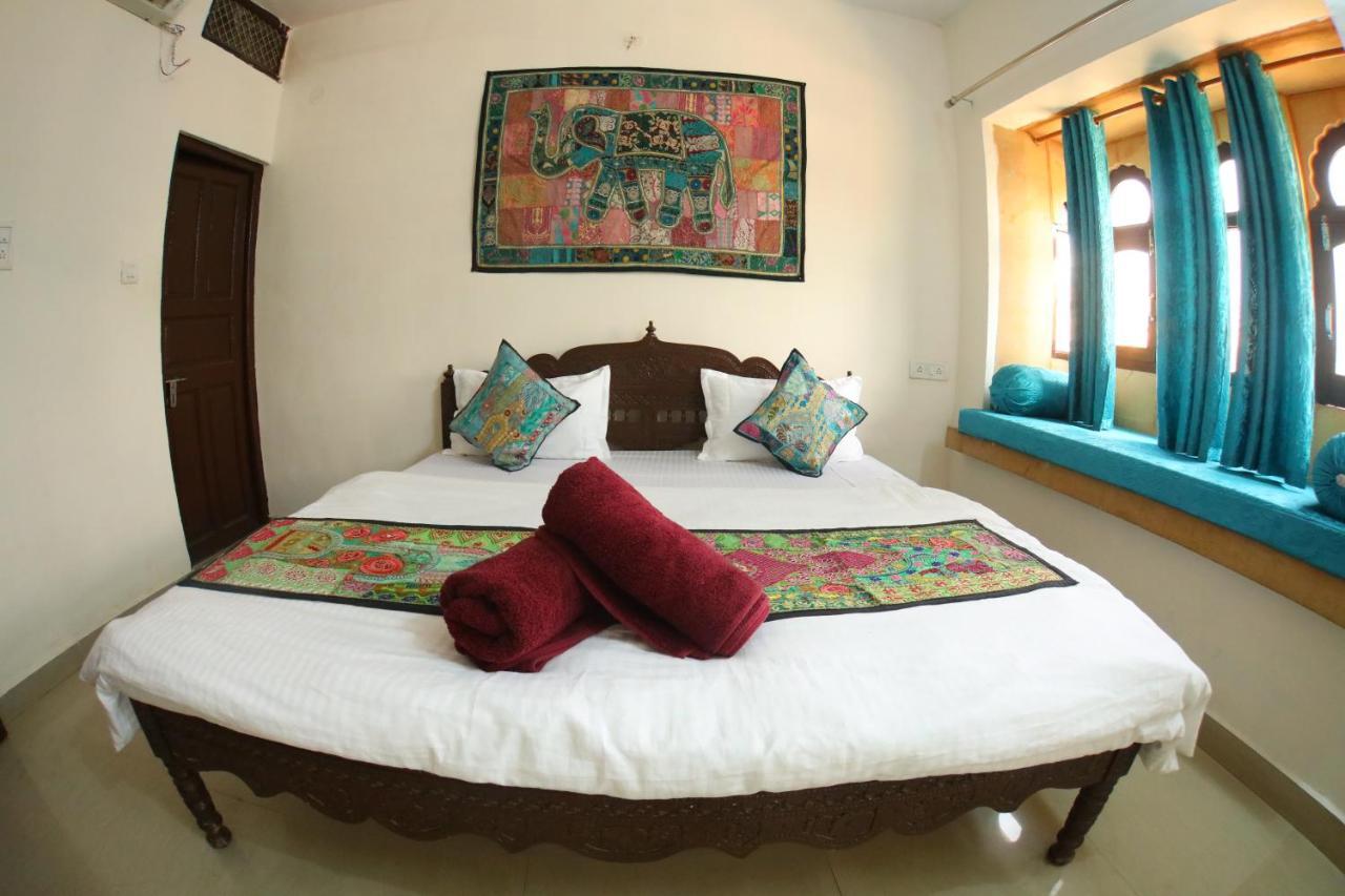 Hotel Desert Bloom Jaisalmer Ngoại thất bức ảnh